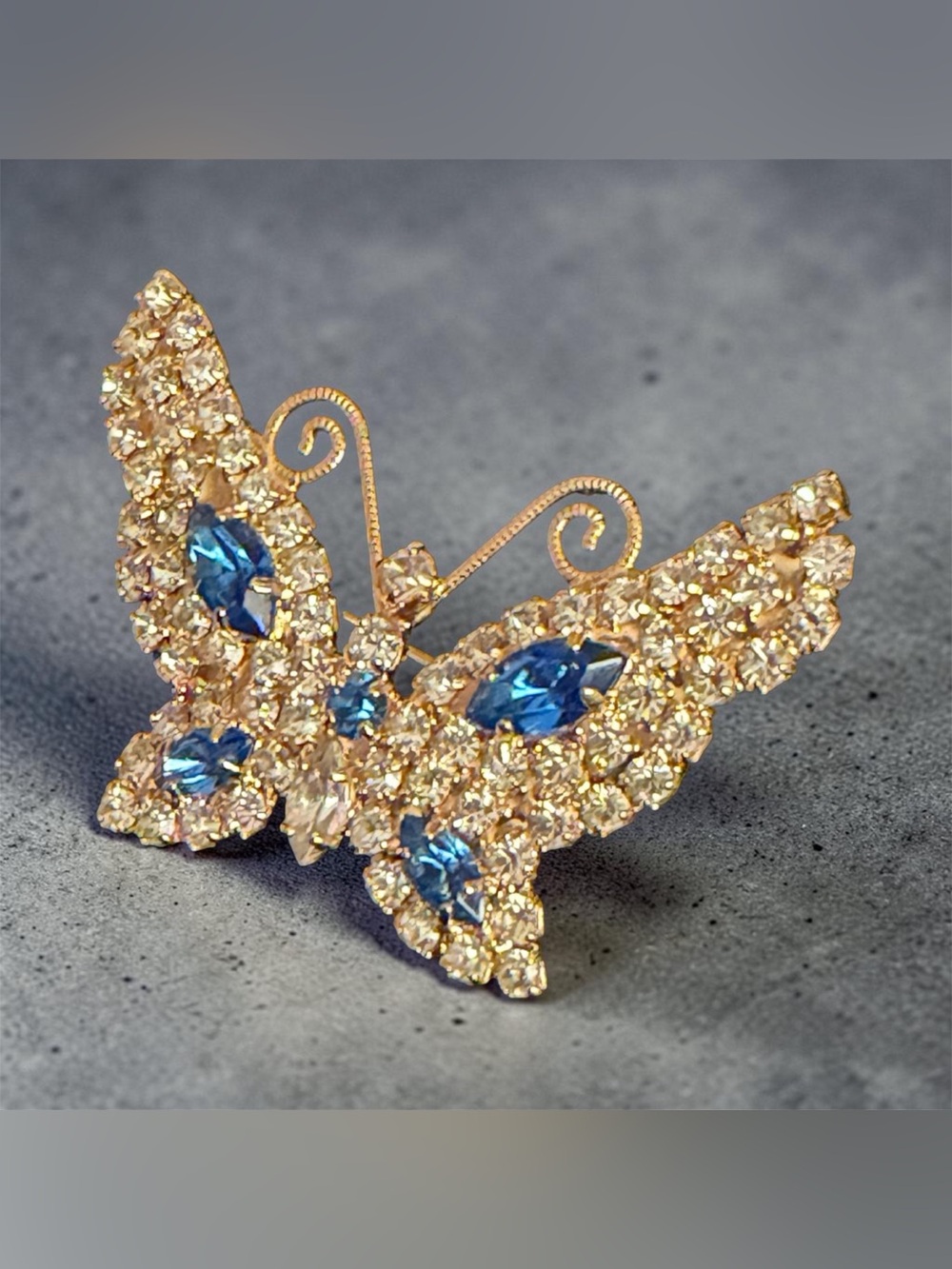 Lind Calco Vintage Brooch Find